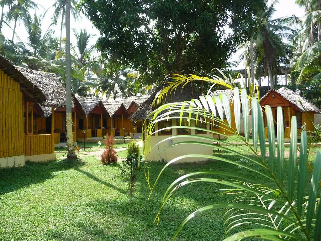 Savithri Inn Bamboo Cottages & Resorts Varkala