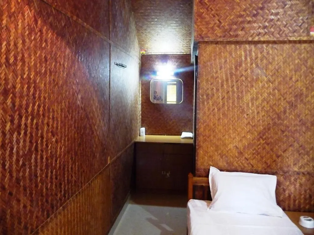 Savithri Inn Bamboo Cottages & Resorts Varkala