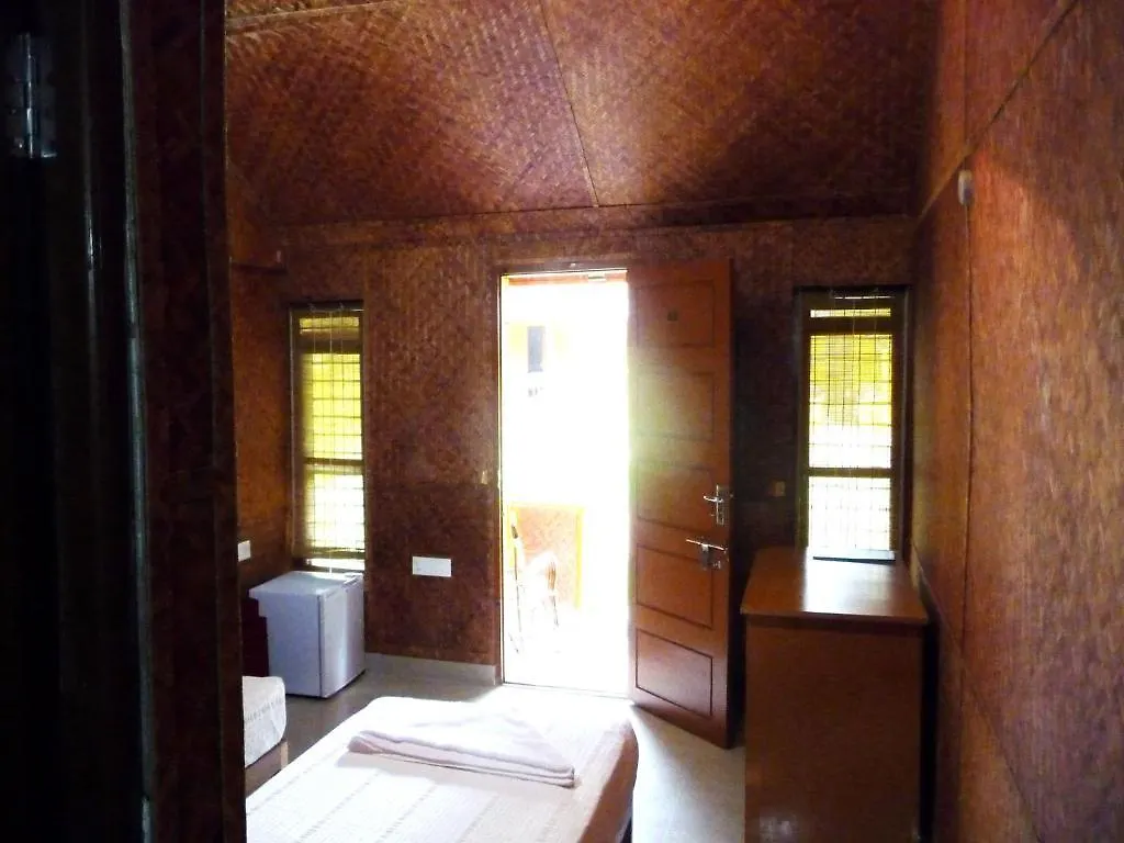 Savithri Inn Bamboo Cottages & Resorts Varkala