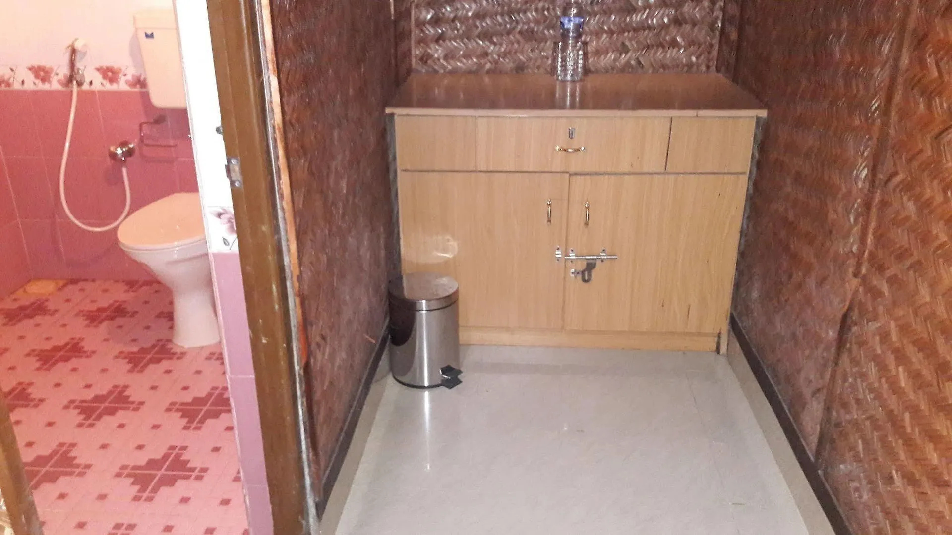 Savithri Inn Bamboo Cottages & Resorts Varkala Bed & Breakfast