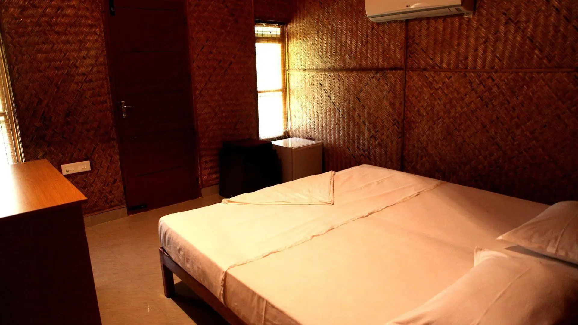Savithri Inn Bamboo Cottages & Resorts Varkala Bed & Breakfast